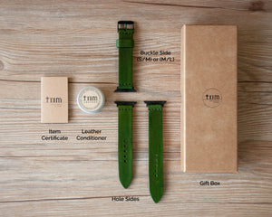 Ravenweave Emerald leather Apple Watch band on wrist