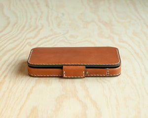 Ravenweave Saddle leather iPhone wallet folio, interior view
